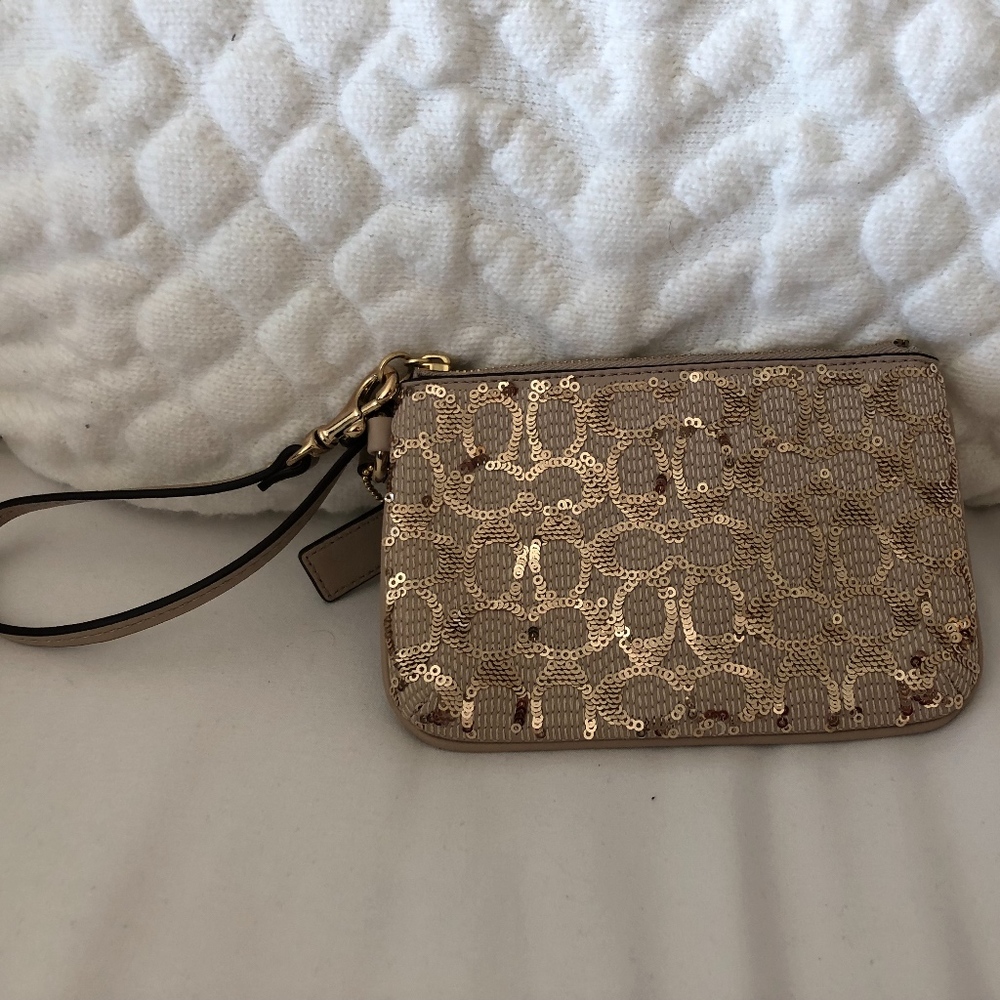 Coach Poppy Signature C Wristlet